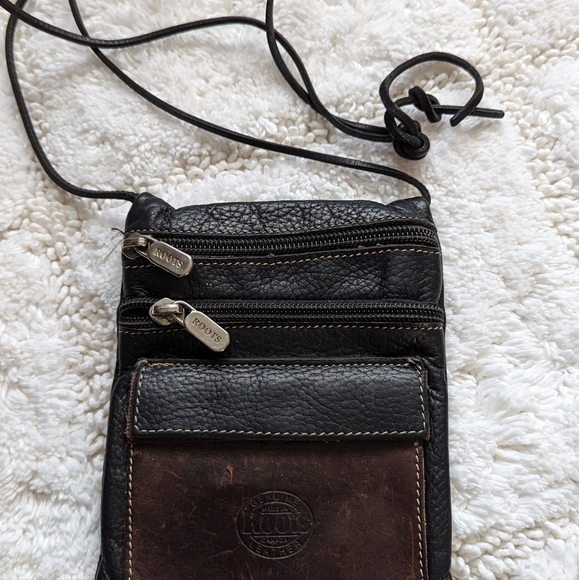 Vintage Roots Canada Pebbled Leather Travel Pouch 3 Pocket, Black and Brown - Picture 4 of 4